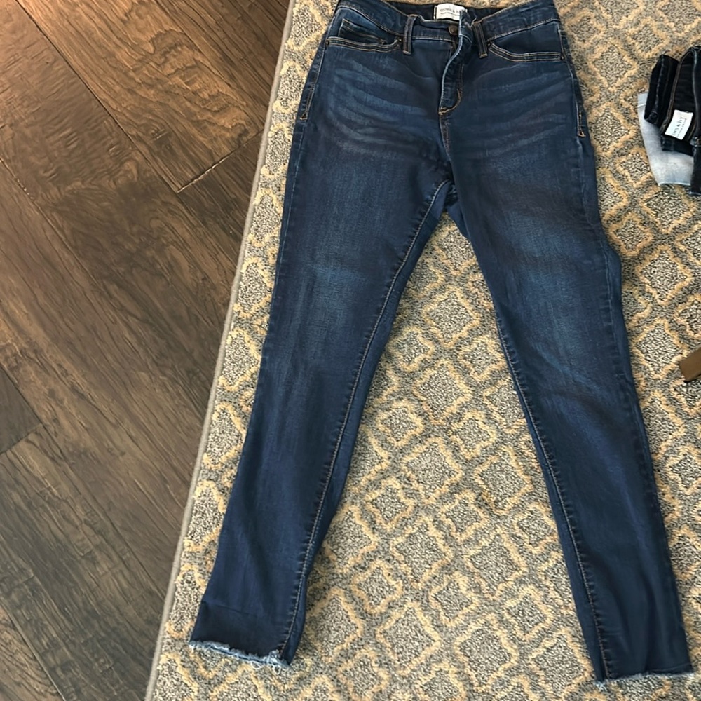 Crown and Ivy size 4R